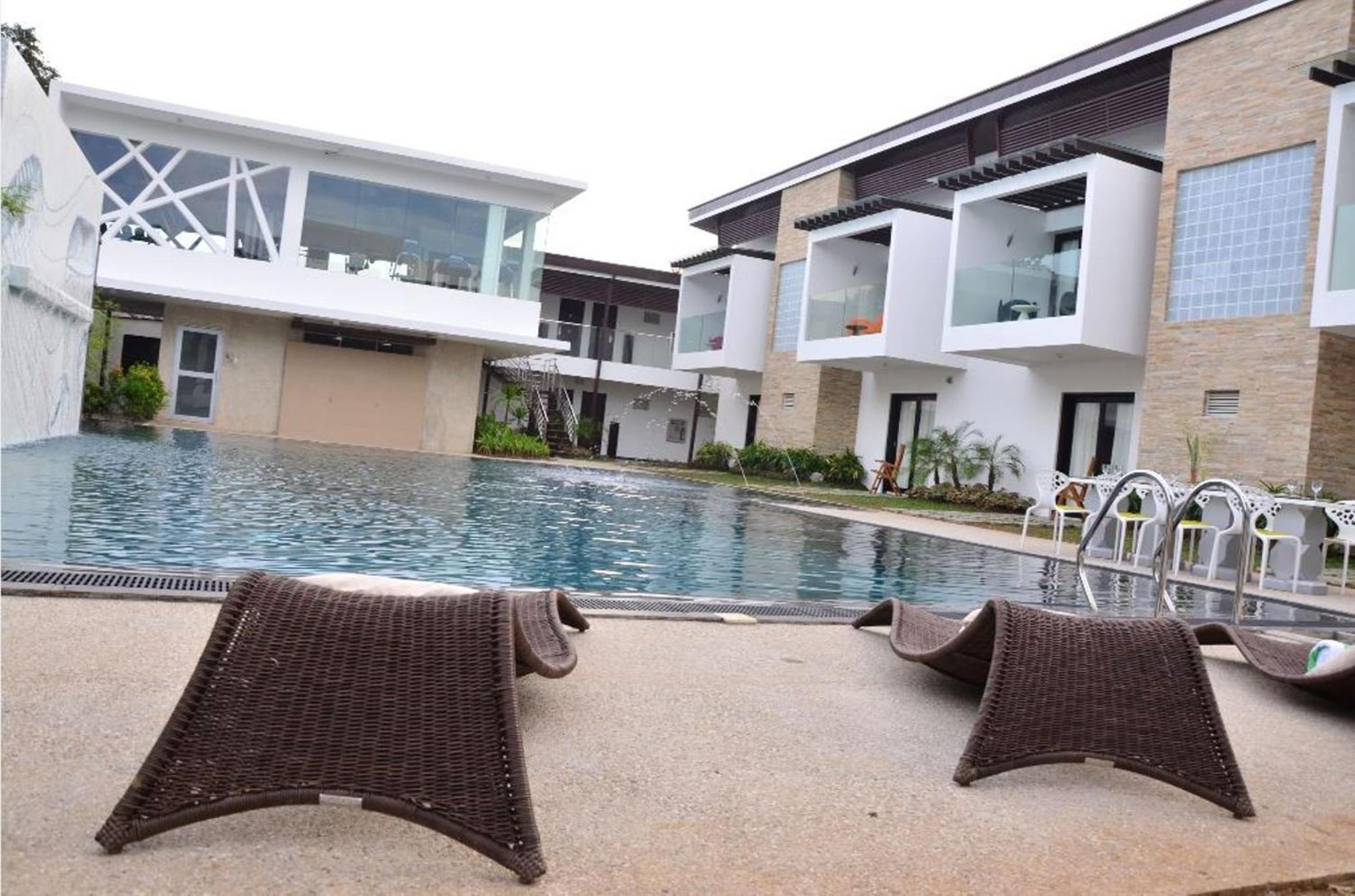 One Manalo Place Puerto Princesa Dış mekan fotoğraf